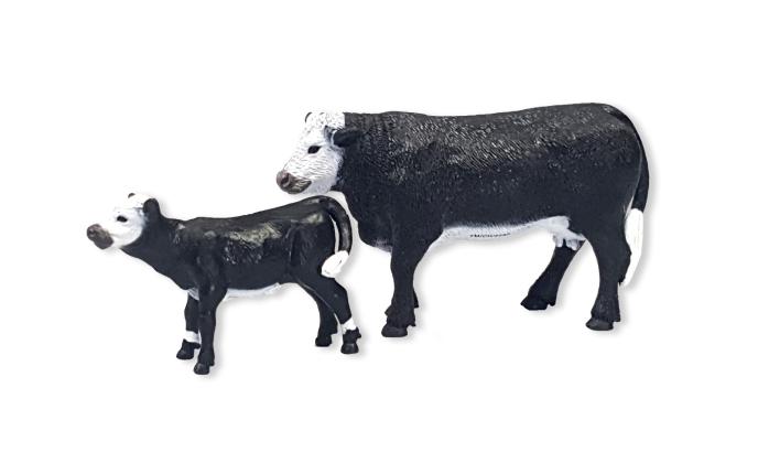 content/products/Big Country Farm Toys Black Baldy Cow & Calf