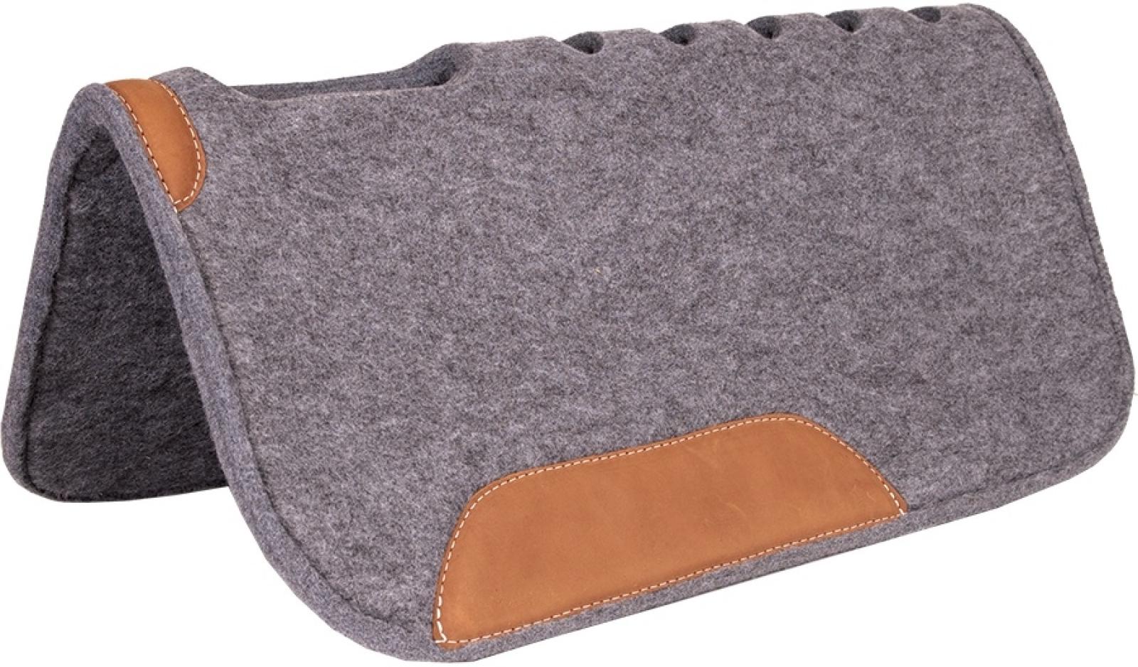 Mustang Felt Cut-Back Saddle Pad with Vent Holes
