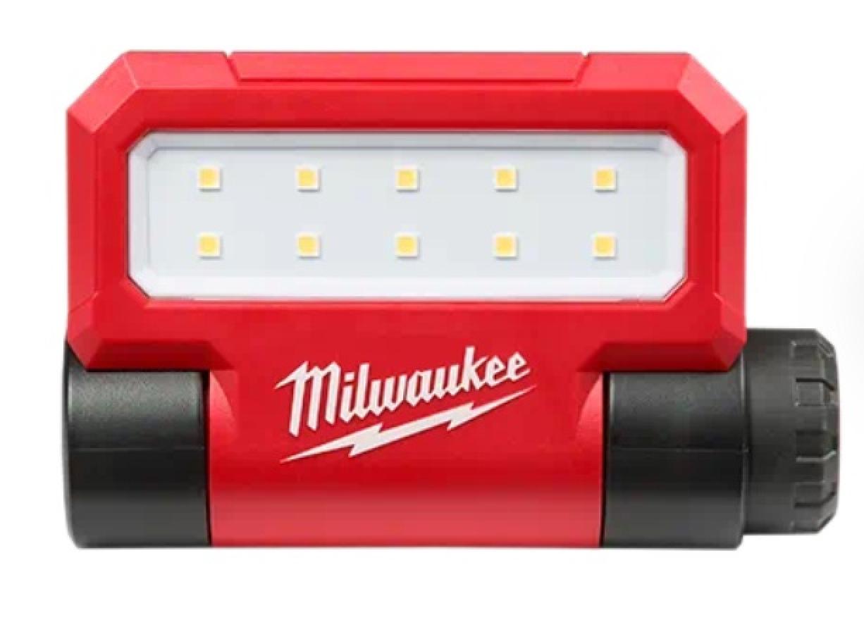 Milwaukee USB Rechargeable ROVER Pivoting Flood Light