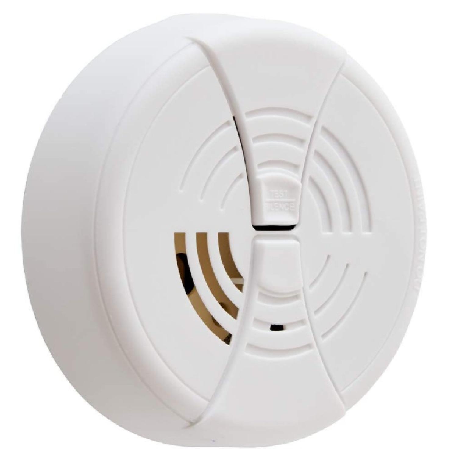 First Alert BRK Dual Ionization Smoke Alarm with 9-Volt Battery