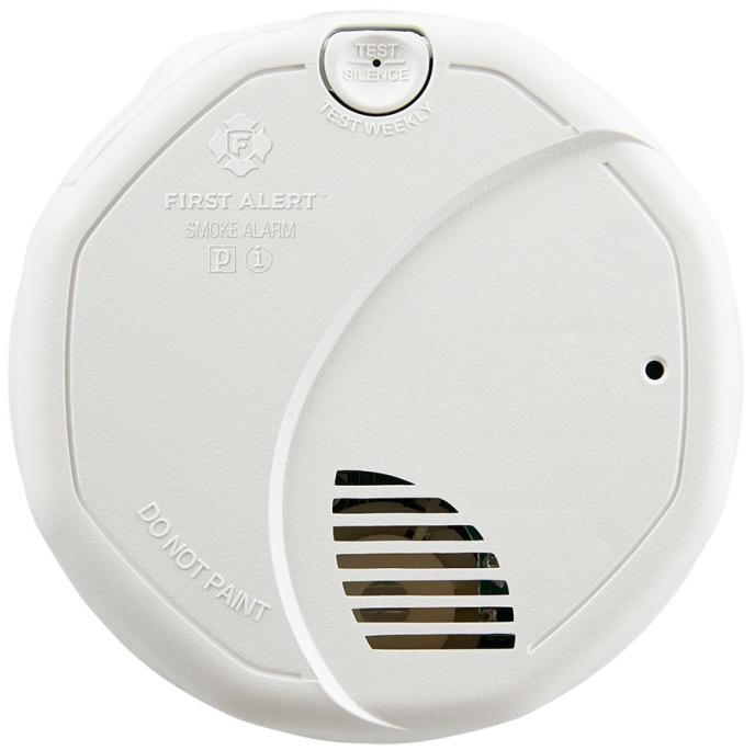 First Alert Smoke Alarm with Smart Sensing Technology and Nuisance Resistance