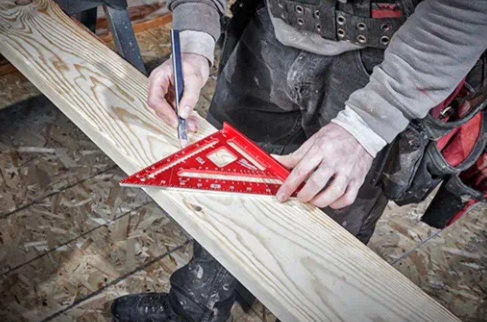 Milwaukee 7" Magnetic Rafter Square