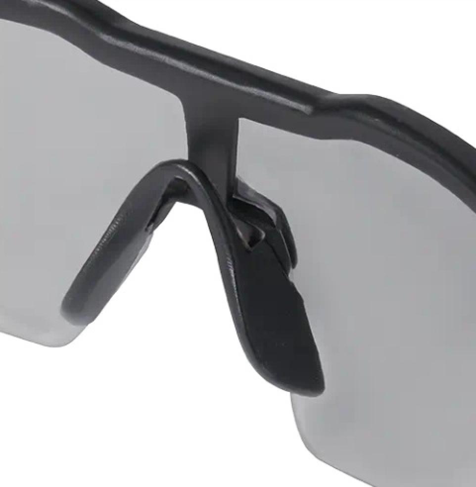 Milwaukee Anti-Scratch Safety Glasses Nose Piece