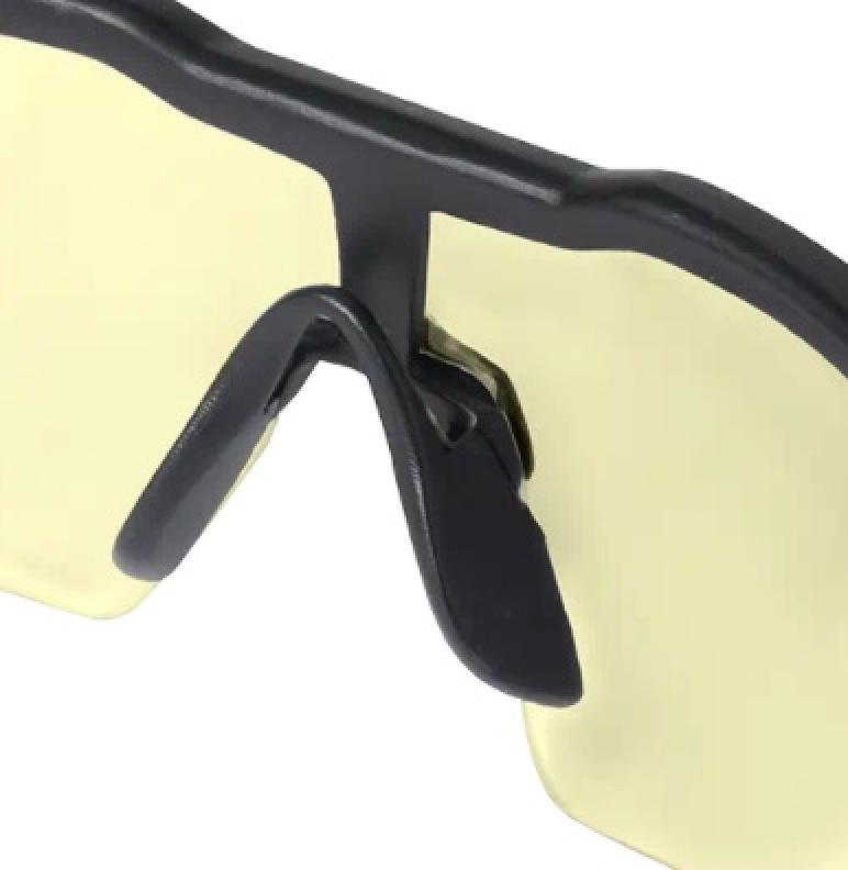 Milwaukee Fog Free Safety Glasses Yellow Nose Piece
