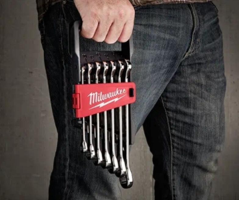 Milwaukee 7pc Ratcheting Combination Wrench Set In the Carry Case
