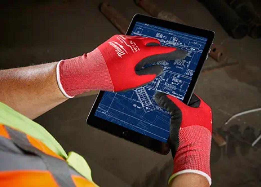 Milwaukee Cut Level 1 Nitrile Dipped Gloves Smart Touch Technology in Use