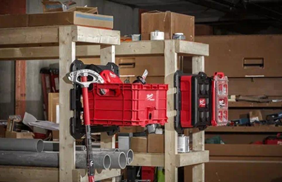 Milwaukee PACKOUT™ Crate attached to wall mount