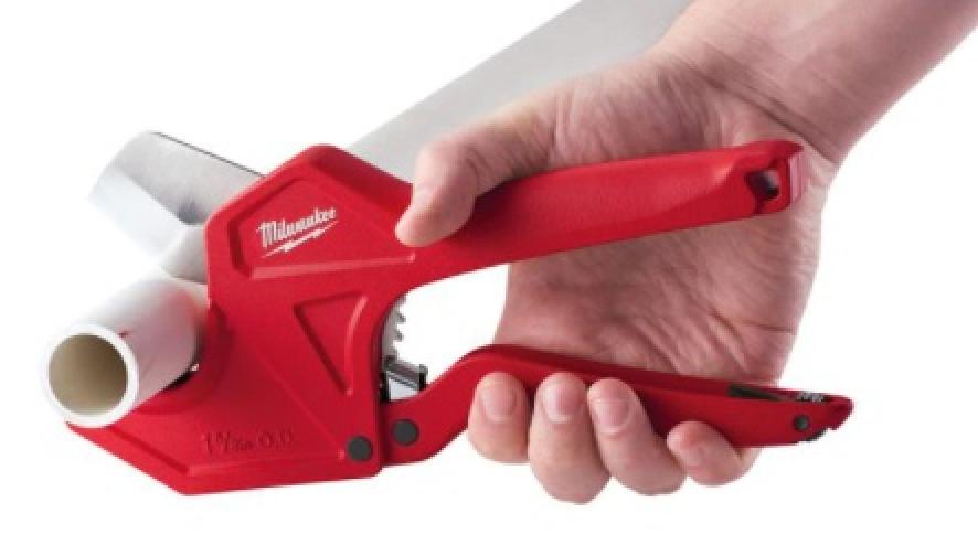 Milwaukee 1 5/8 Ratcheting Pipe Cutter Cutting Pipe