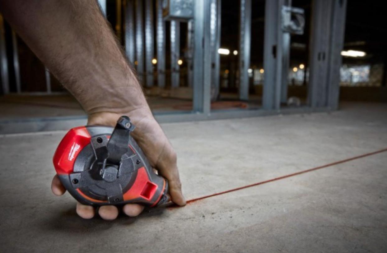 Milwaukee 100 Foot Precision Chalk Reel Replacement Line in Use