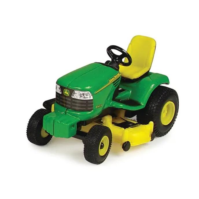 content/products/Tomy John Deere Lawn Tractor