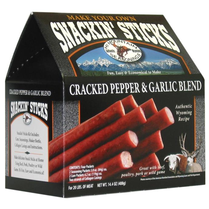 content/products/Hi Mountain Cracked Pepper & Garlic Snackin' Stick Kit