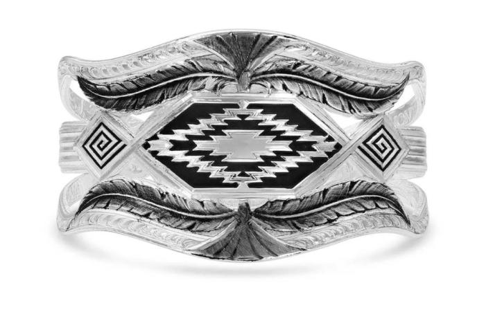 content/products/Montana Silversmiths Courage & Strength Feather Cut-Out Cuff Bracelet