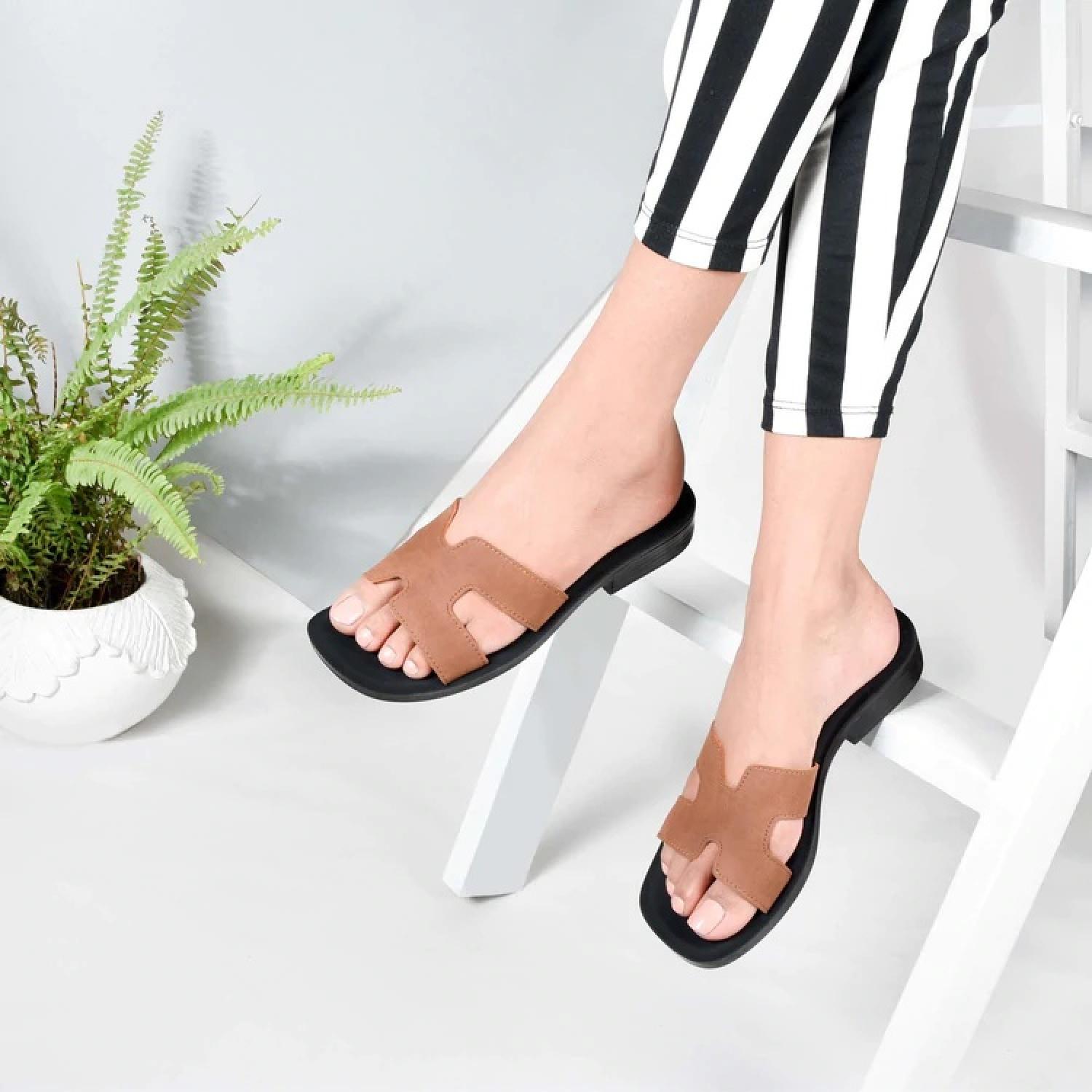 Aerothotic Women's Flaneur Flat Sandals