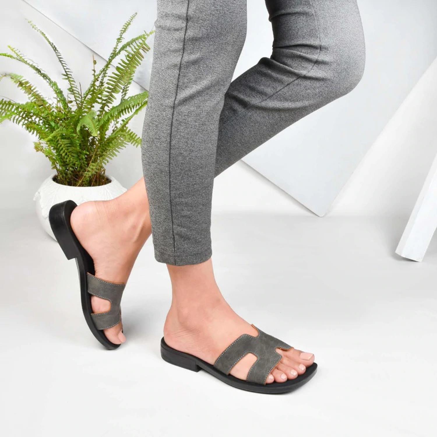 Aerothotic Women's Flaneur Flat Sandals