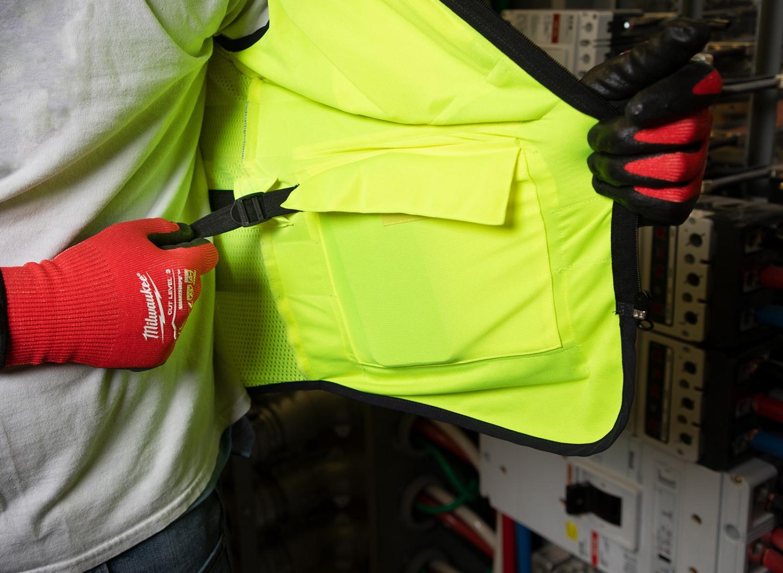 Milwaukee Class 2 High-Visibility Performance Safety Vests Front