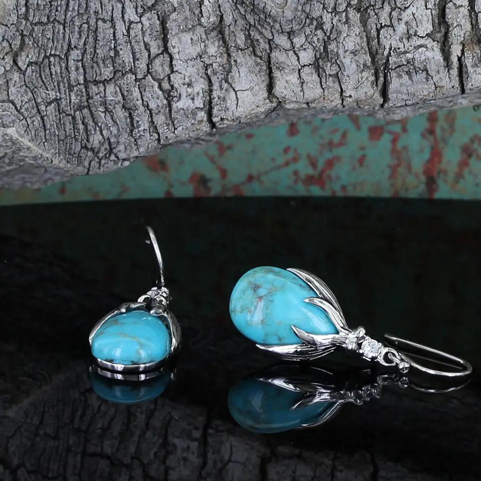 Montana Silversmiths Pursue the Wild Crowns of Glory Turquoise Earrings