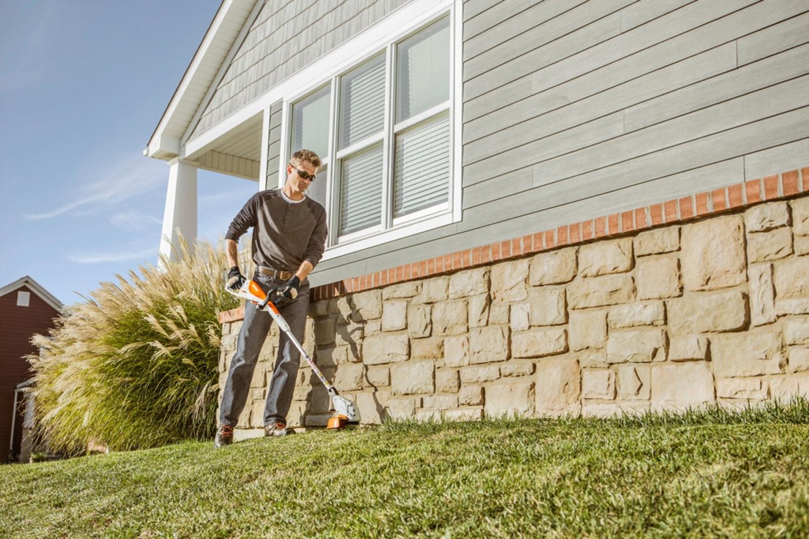 STIHL FSA 45 CORDLESS TRIMMER