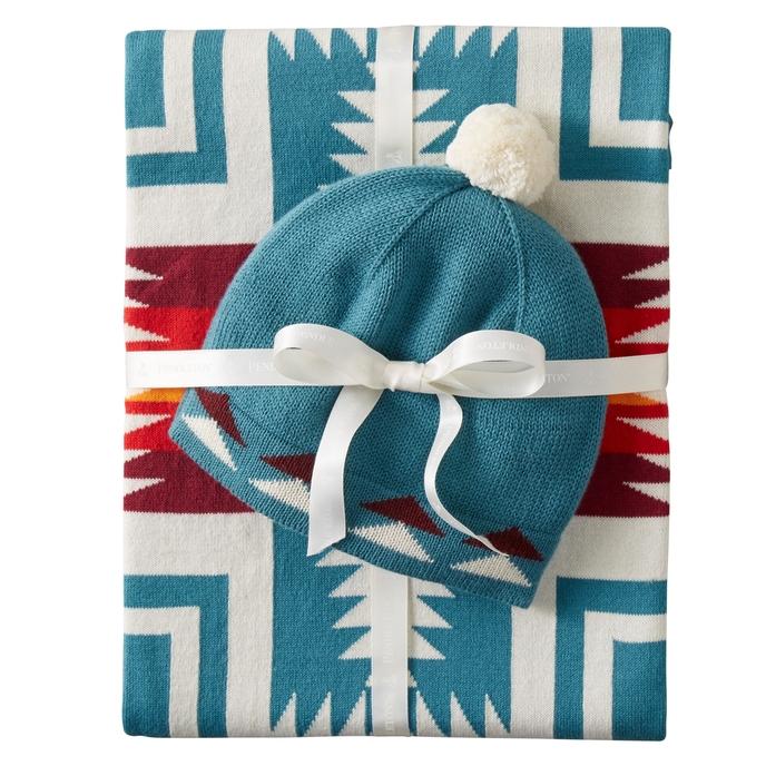 content/products/Pendleton Knit Baby Blanket With Beanie