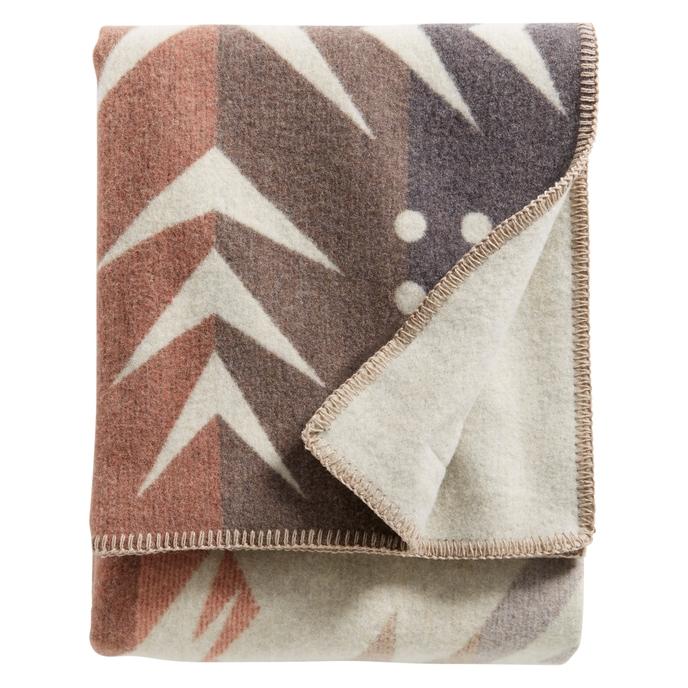 content/products/Pendleton Agate Beach Throw 