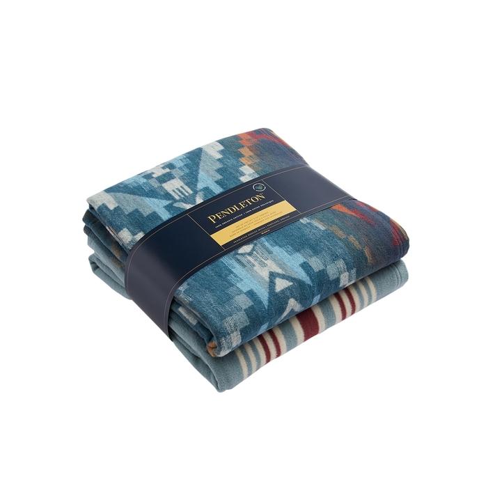content/products/Pendleton Carico Lake/Stripe Organic Cotton Throw Gift Pack