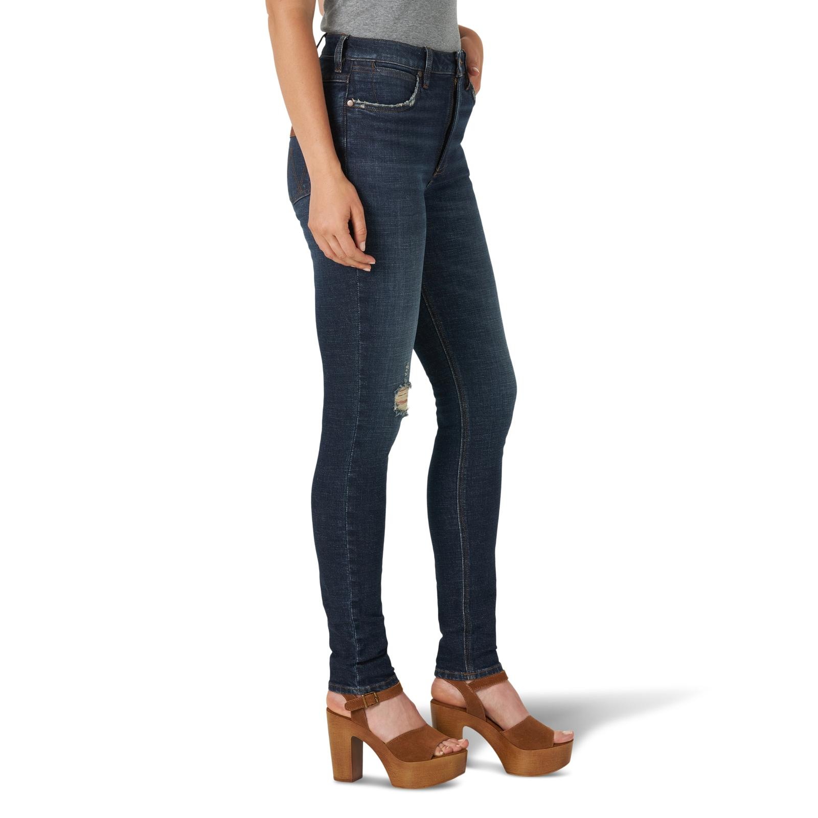 The Wrangler Retro Green Jean: Women’s High Rise Skinny Jean In Tegan