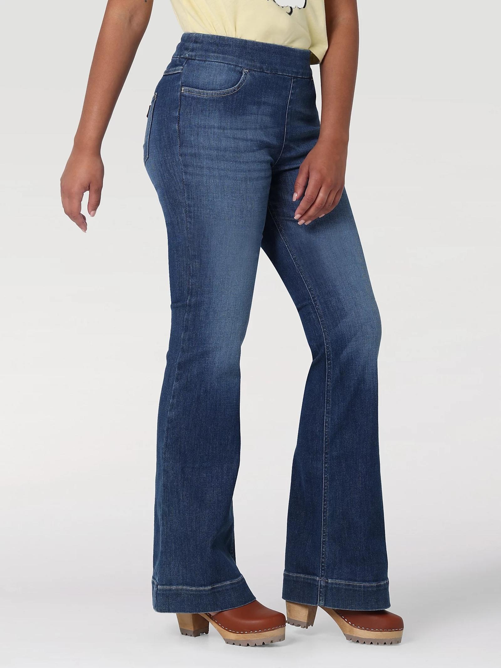Women's Wrangler Retro® Pull On High Rise Trouser Jean In Stacie