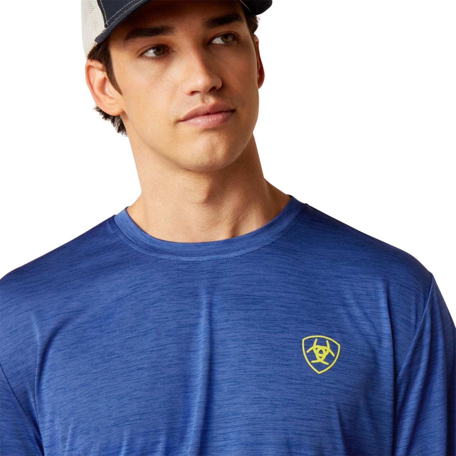 Ariat Men's Charger Gradient Badge T-Shirt front logo