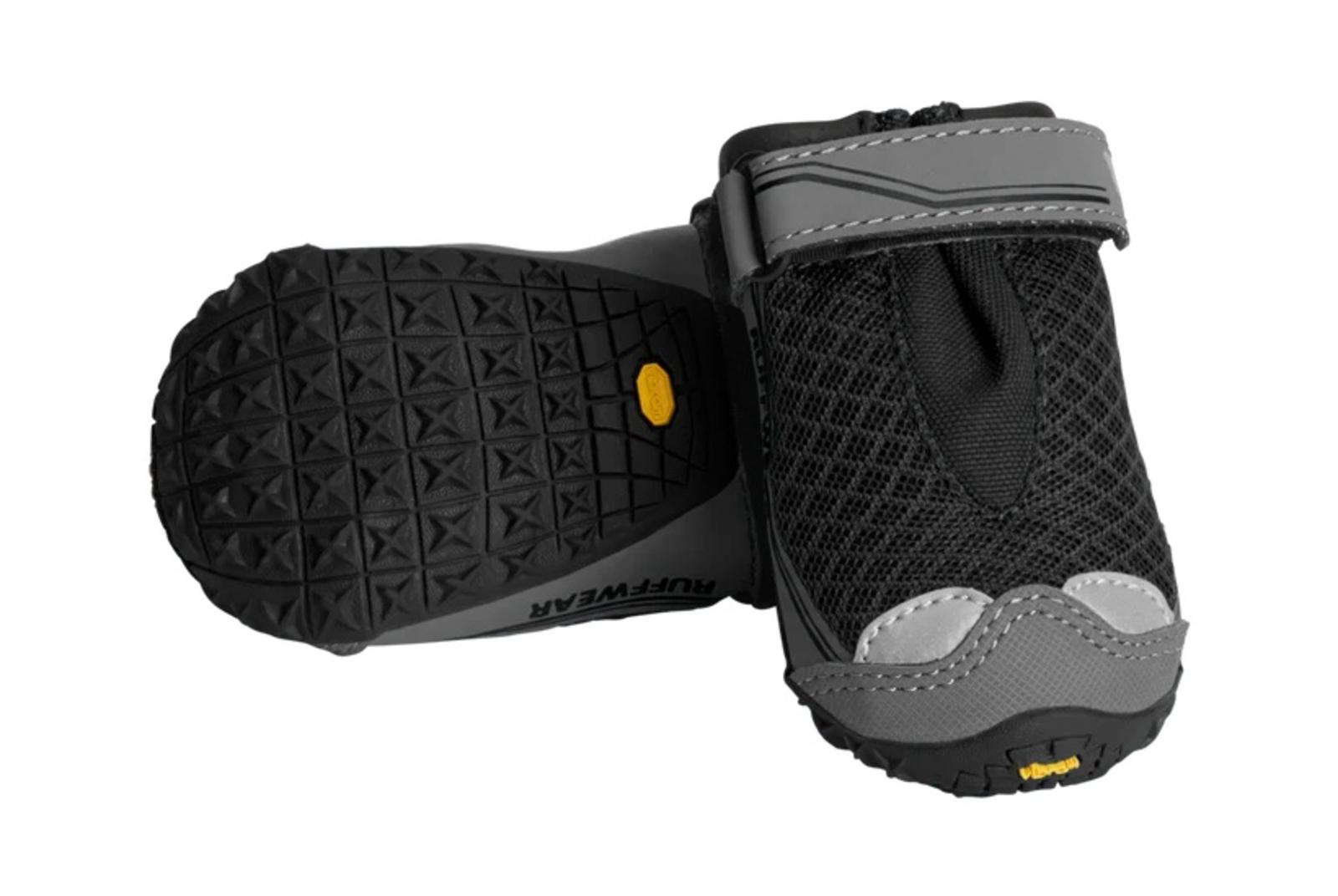 Black Pair