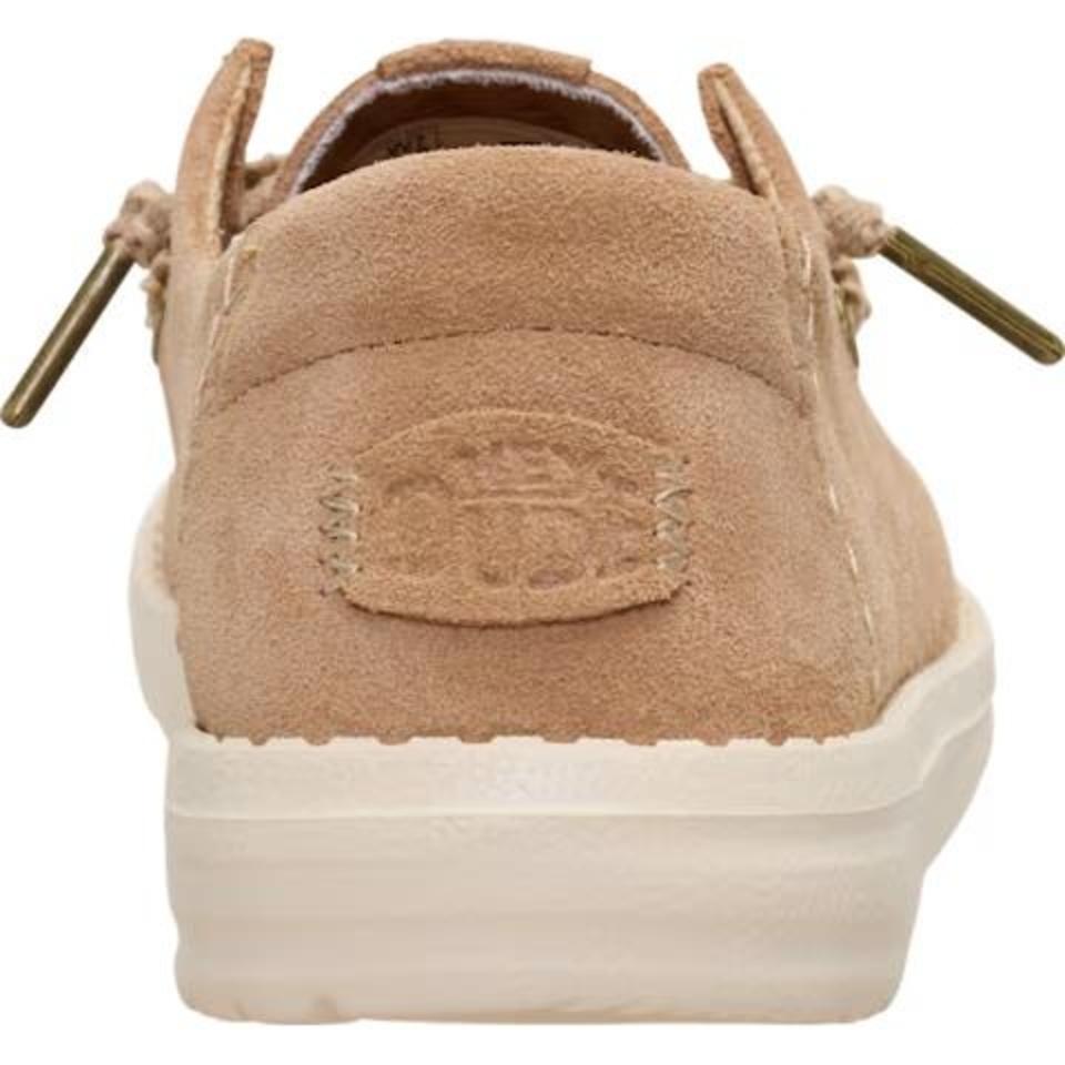 Tan Heel